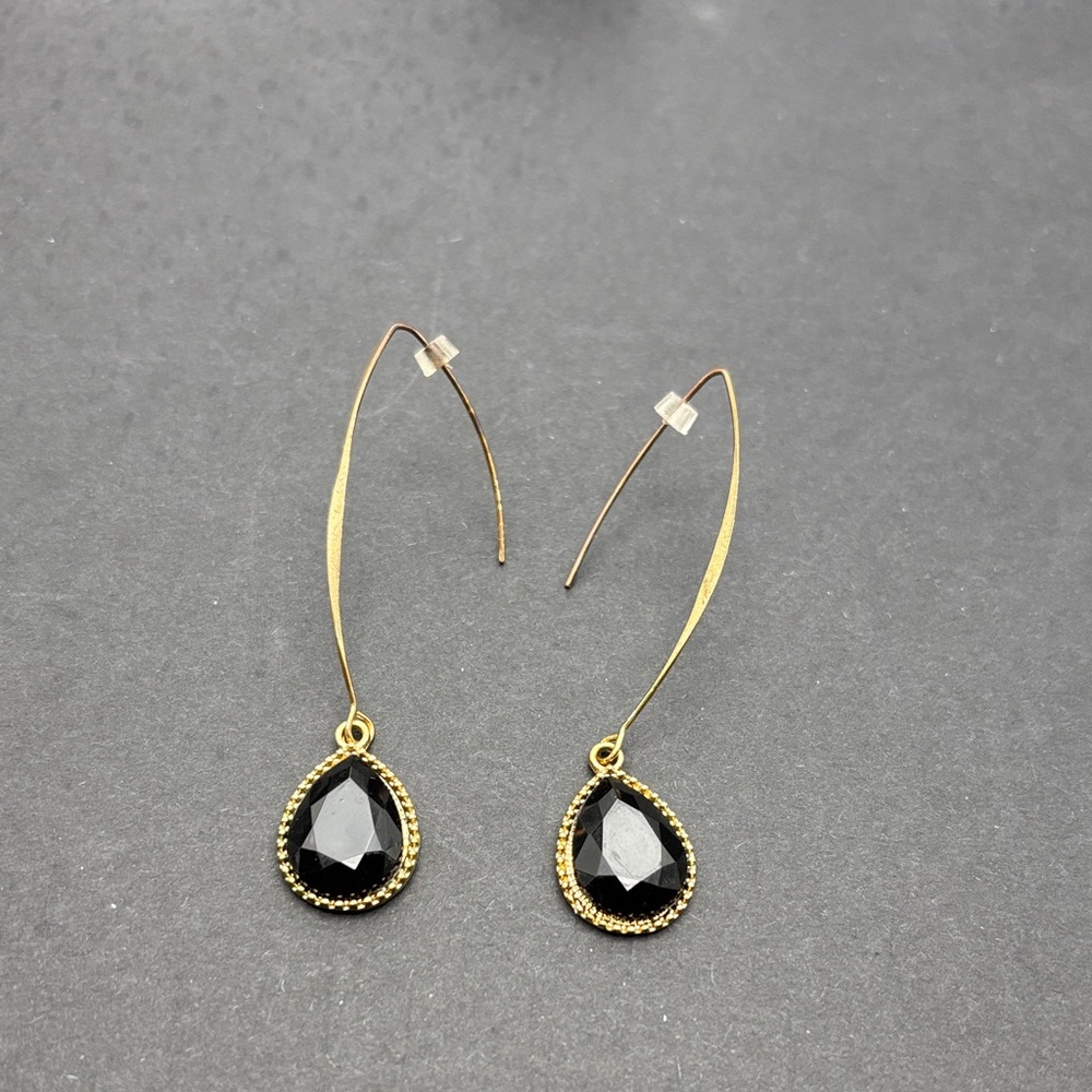 Elegant Gold and Black Teardrop Earrings